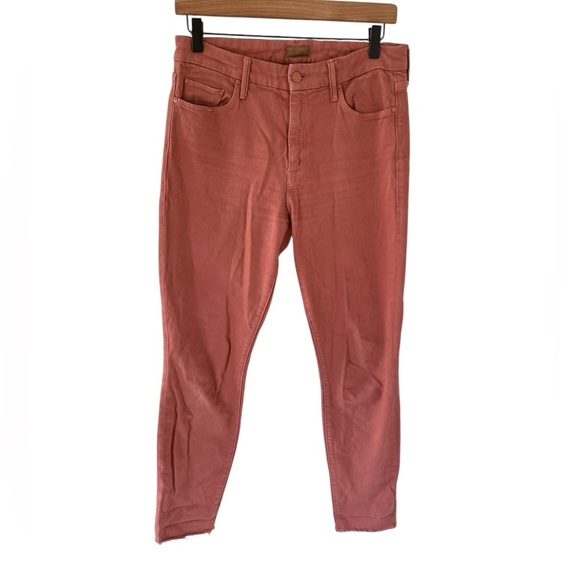 Mother The Looker Ankle Fray in Gettin’ In - Picture 7 of 7